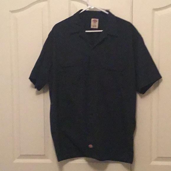 Dickies Other - Men’s short sleeve Dickies shirt size Lrg in navy